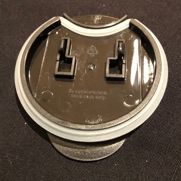 Disney Sketchbook Travel Mugs - Picture 3 of 3